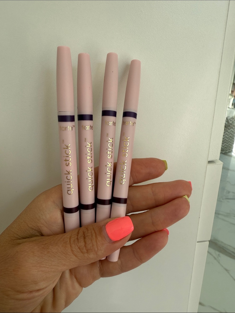 Tarte Quick stick duo